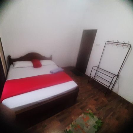 Barrow Villa Нувара Елия Екстериор снимка
