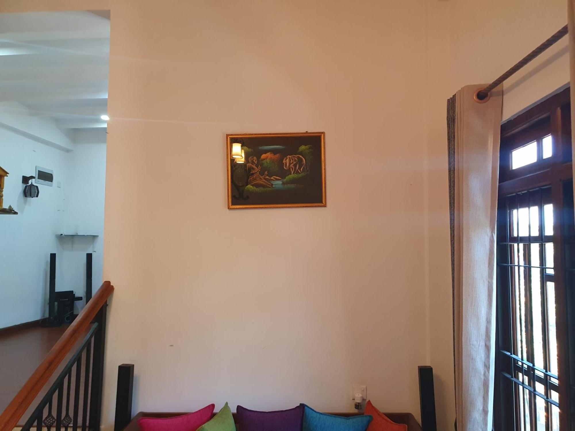 Barrow Villa Нувара Елия Екстериор снимка